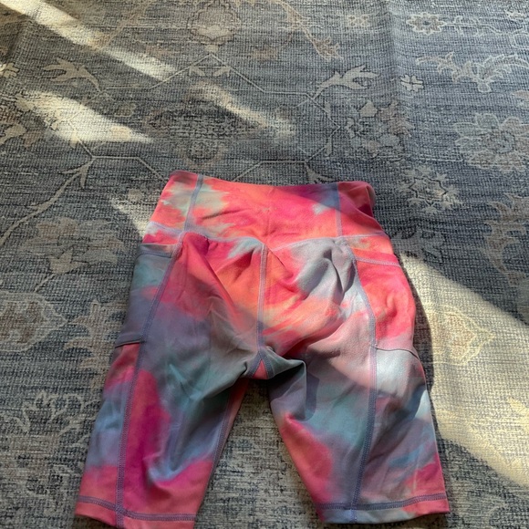 medium girls freefly shorts - Picture 12 of 13